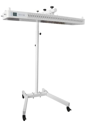 Medical lamp BBL2228334 on a rolling stand